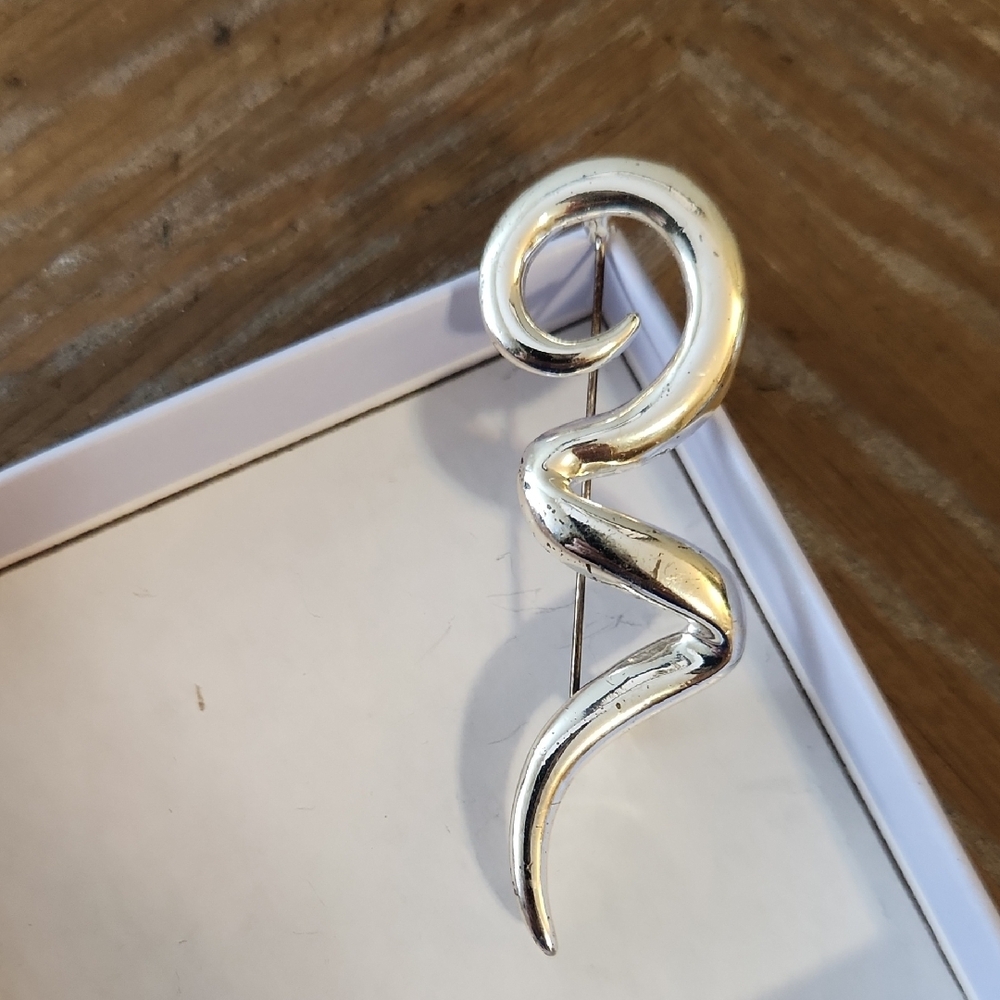 Silver Swirl Brooch